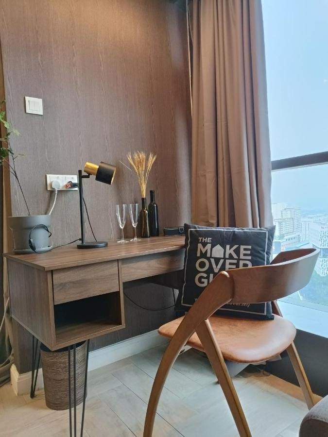 Loft Signature Executive Suite Empire City Petaling Jaya Bagian luar foto