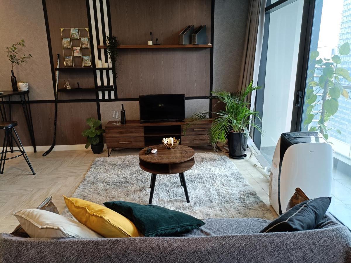 Loft Signature Executive Suite Empire City Petaling Jaya Bagian luar foto