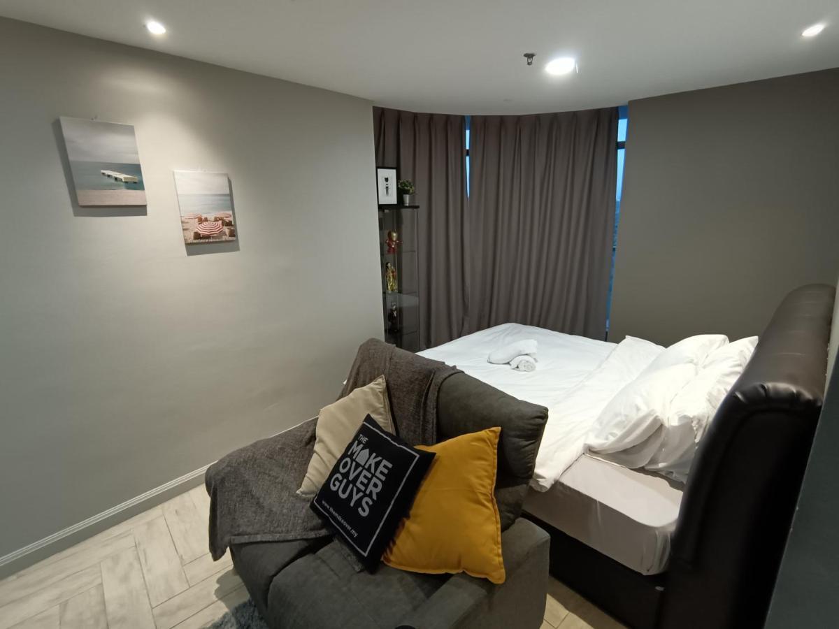 Loft Signature Executive Suite Empire City Petaling Jaya Bagian luar foto