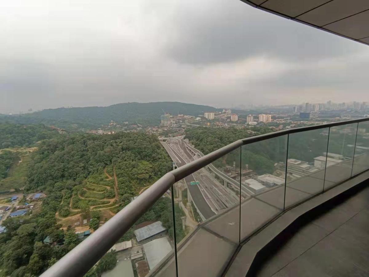 Loft Signature Executive Suite Empire City Petaling Jaya Bagian luar foto