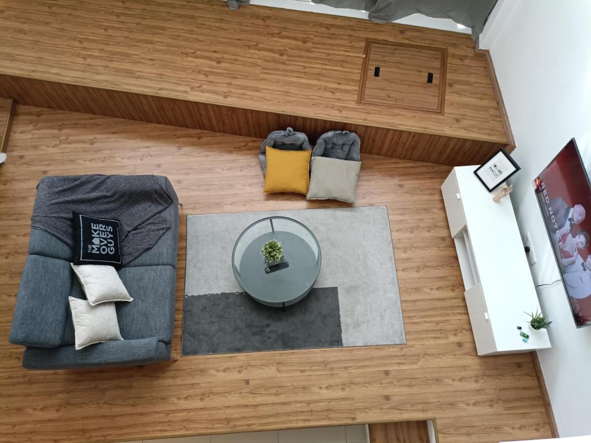 Loft Signature Executive Suite Empire City Petaling Jaya Bagian luar foto