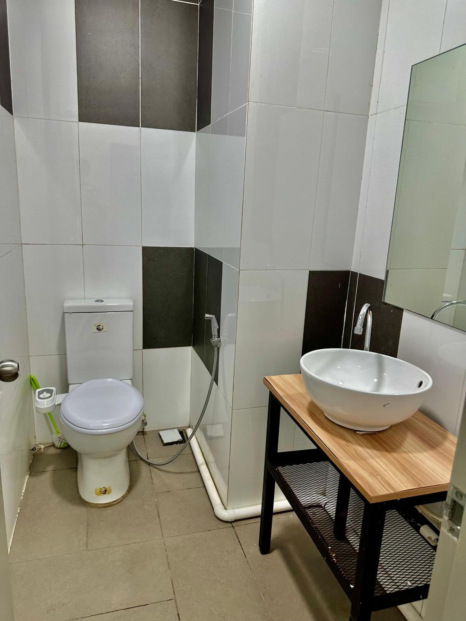 Loft Signature Executive Suite Empire City Petaling Jaya Bagian luar foto